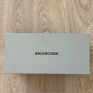 Balenciaga Box (BB26)